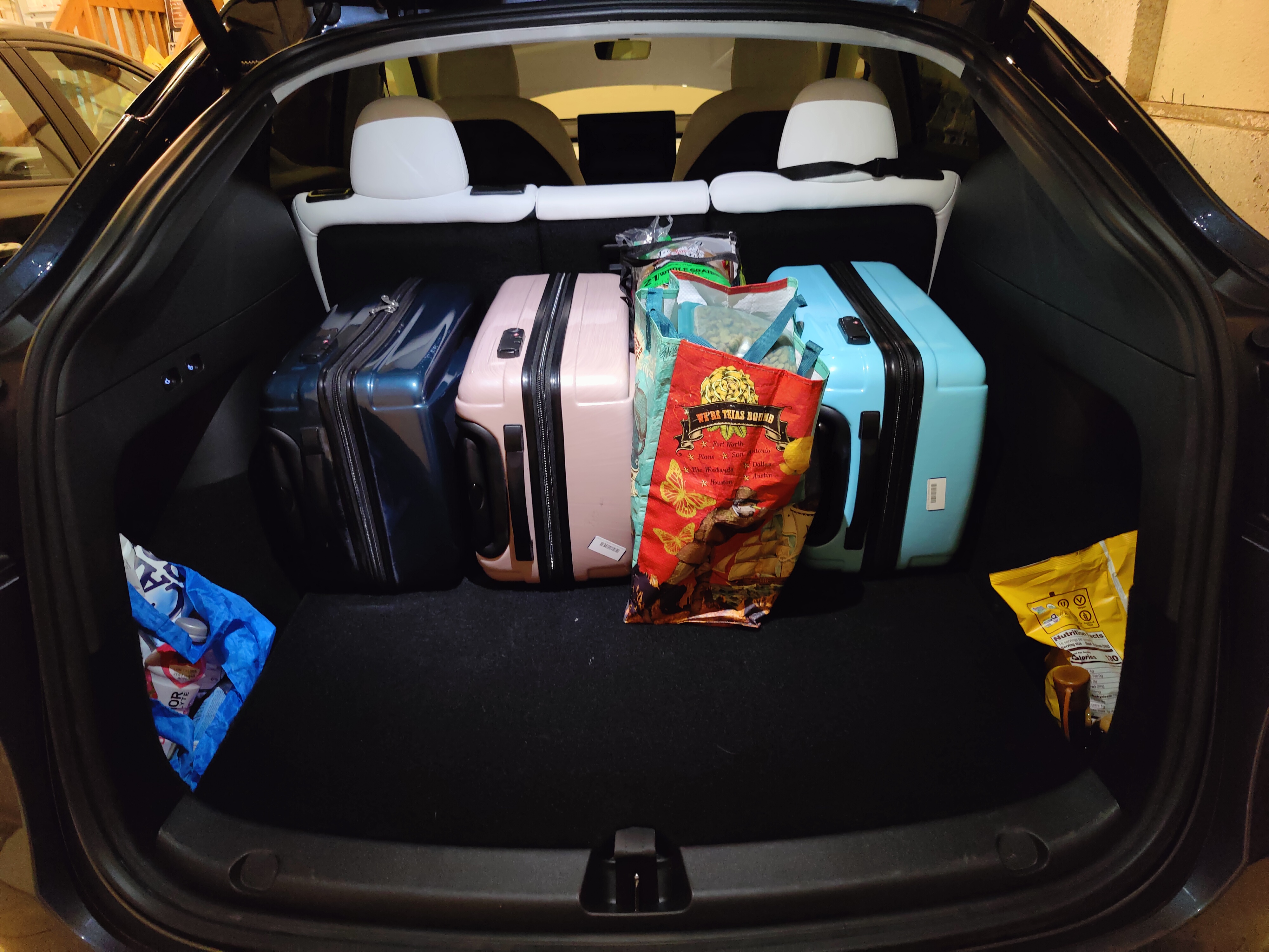 I sold three gasoline vehicles and bought two electric cars - Part 1