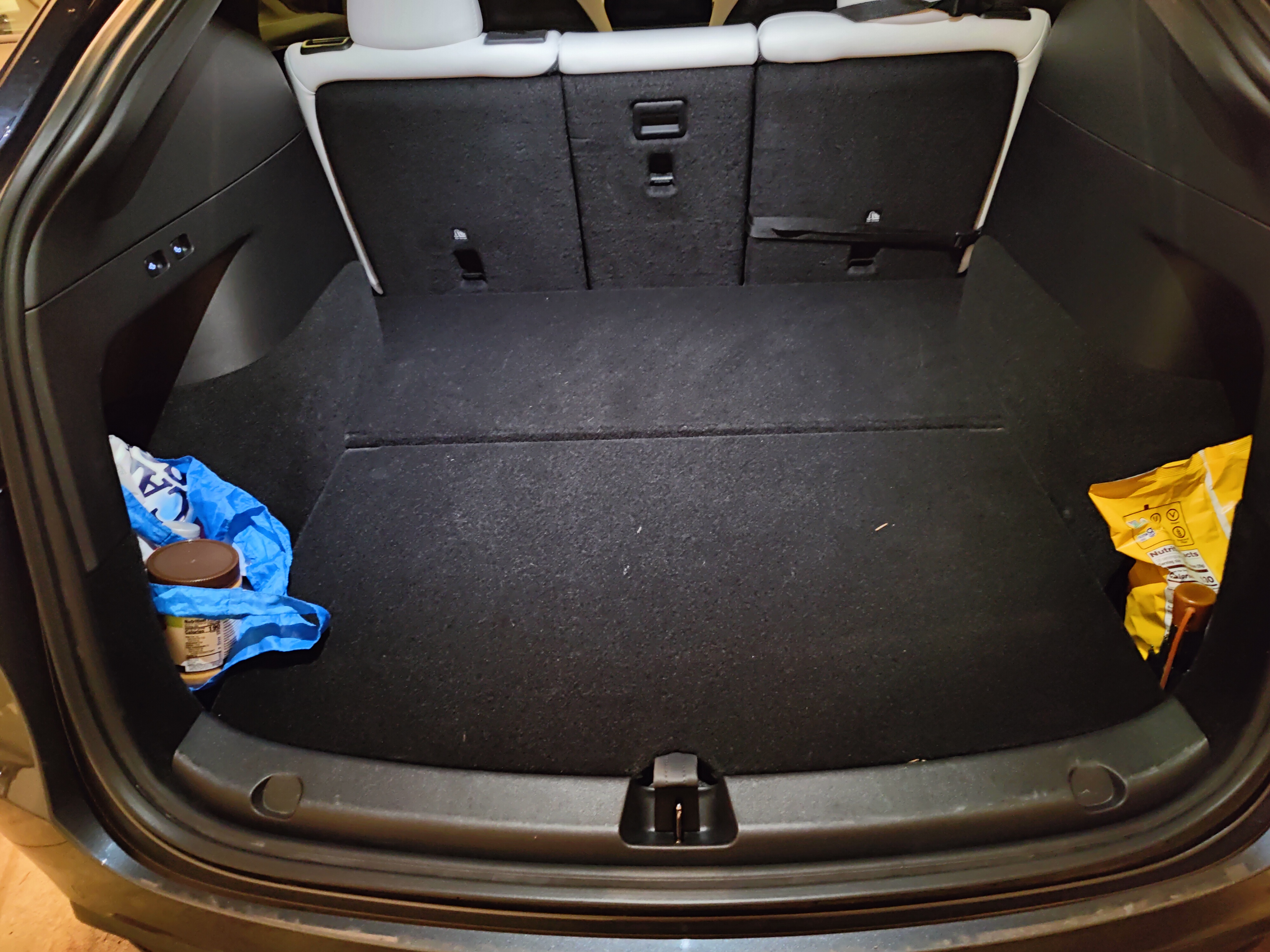 I sold three gasoline vehicles and bought two electric cars - Part 1